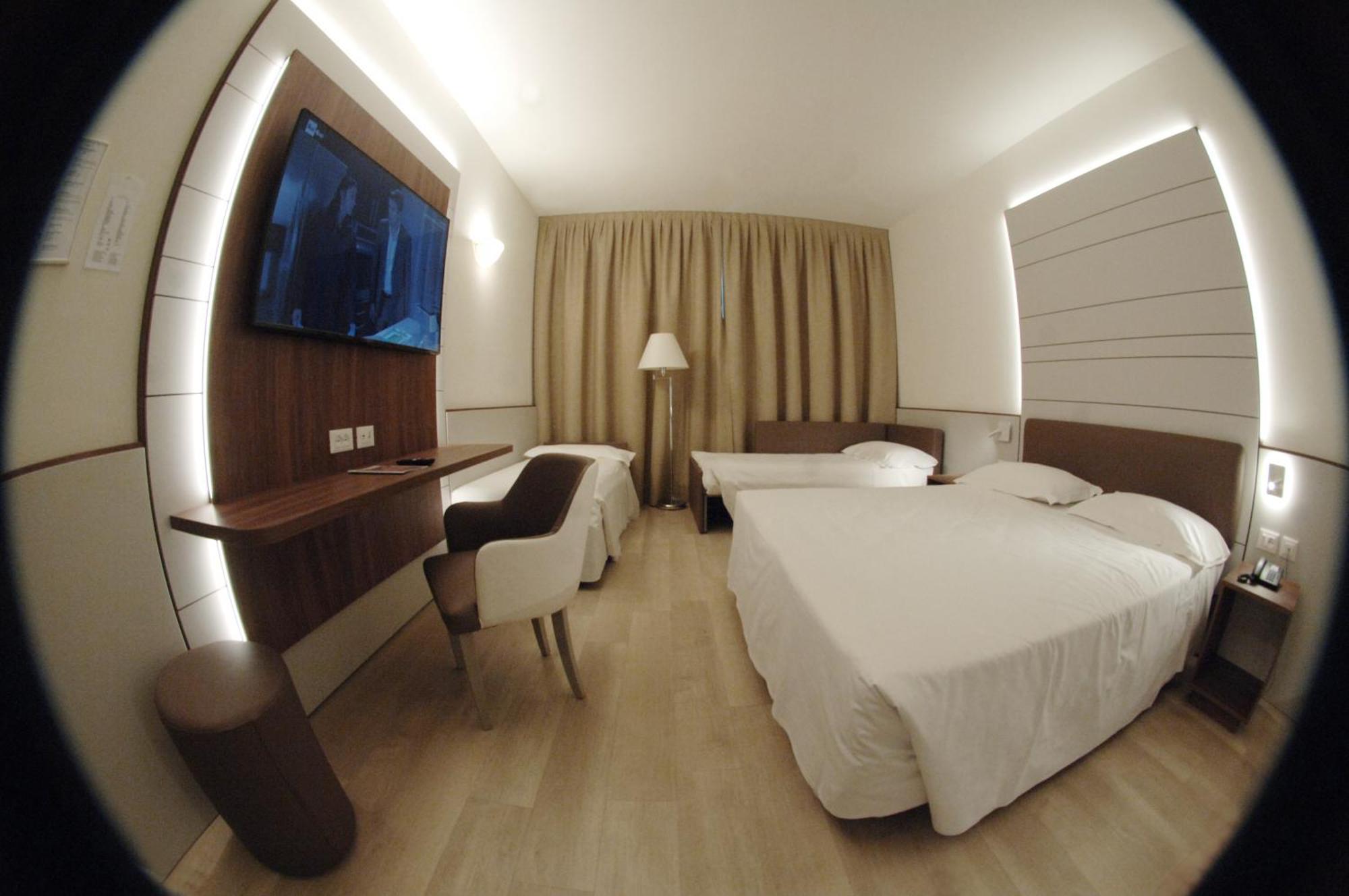 Hotel Victoria فيتشنزا المظهر الخارجي الصورة
