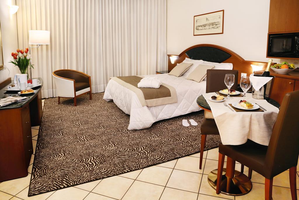 Hotel Victoria فيتشنزا المظهر الخارجي الصورة